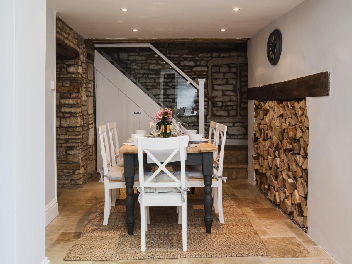 Field View Villa Cirencester Ngoại thất bức ảnh