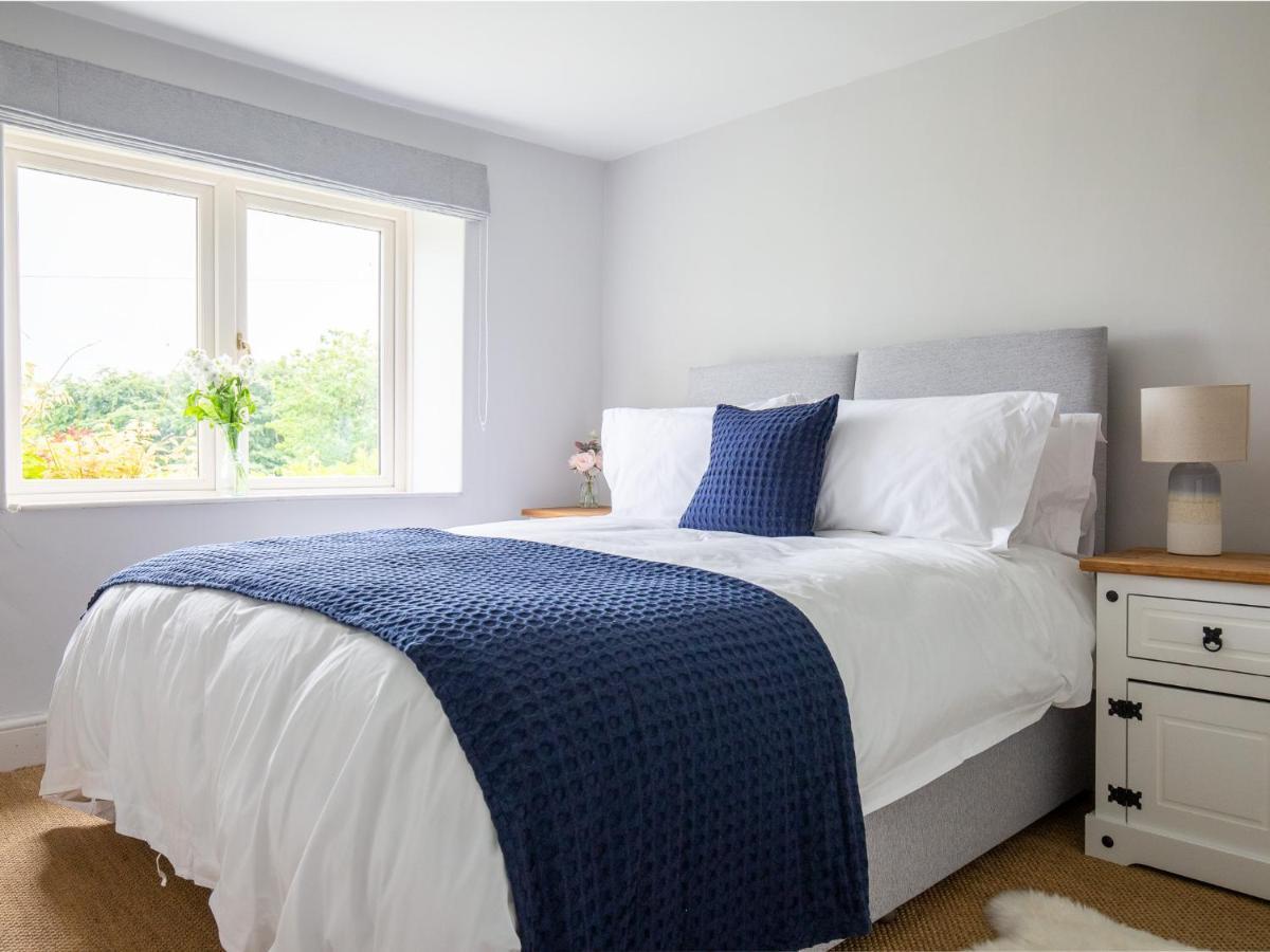 Field View Villa Cirencester Ngoại thất bức ảnh